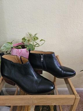 J Crew Reagan leather Women's Ankle Boots - Sleek Side-Zip